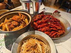-巴厘龙虾·榜首油焖大虾(音乐学院·沿江酒馆店)