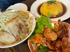 -拉面莊夢語＆中华料理八椿