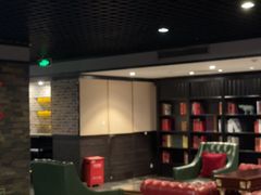 -上海锦江汤臣洲际大酒店柒酒廊
