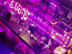 -vimi便利店酒吧