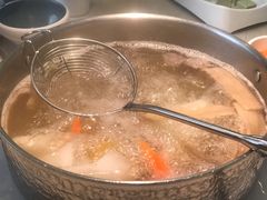牛骨原汤小锅底-左庭右院鲜牛肉火锅(浦江欢乐颂店)