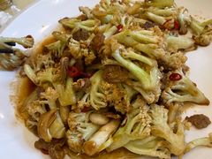 油渣炒花菜-月圆霖特色农家乐