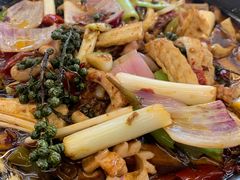 -去吃小龙虾·江湖菜·烧烤(南滨路店)