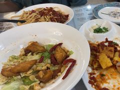 -汗腾格里·风味餐厅(新疆驻京办店)