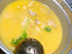 金牌花胶浓汤鸡煲-禄婶鸡煲·打边炉