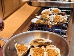 -广州万富希尔顿酒店·感趣自助餐厅·金秋蟹宴生蚝海鲜刺身