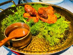 -弦月窗LUNETTE BY AMANDA(复兴路店)