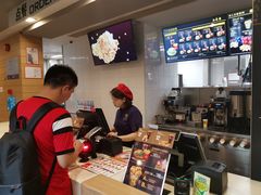-麦当劳(乳山路店)