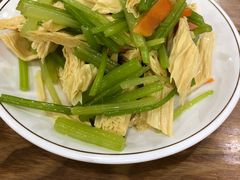 -西北朗益和穆斯林餐厅