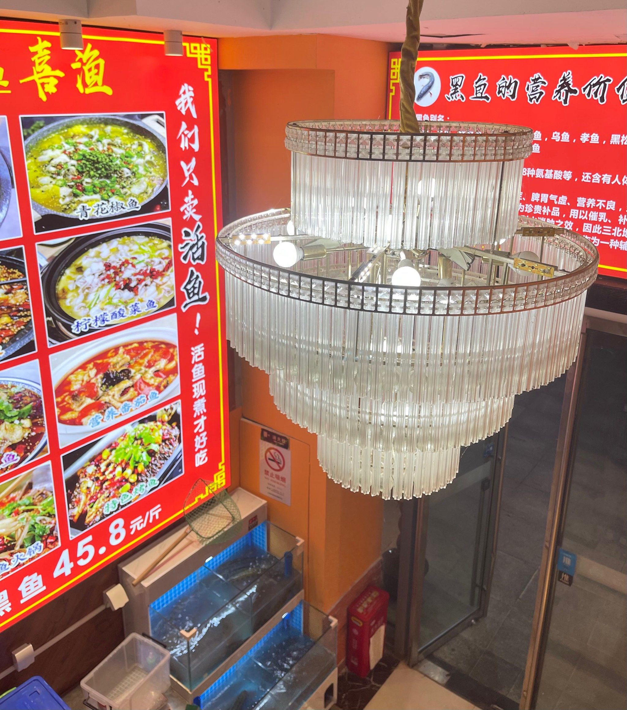 商城县：国庆中秋假日文旅商场火爆