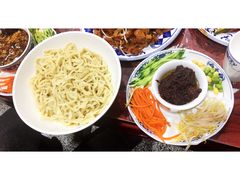 肉丁炸酱面-九河居(荔湾路店)