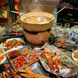 今天是滋补局儿，热乎乎的炖羊肉来咯