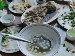 -微山岛春天里酒家