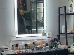 -ME觅妆·定制美妆·彩妆私教(菱角湖店)