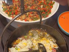 -川流不息·地道川菜·小龙虾(松东路店)