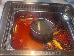 -巴渝瓦肆重庆鲜火锅(宝龙环湖店)