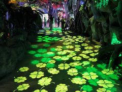 -泉城欧乐堡海洋极地世界