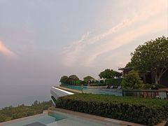 -瑰丽酒店·海吧·天际下午茶·现场DJ·天台酒吧