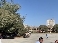 -艾提尕尔清真寺