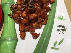 酱爆核桃鸡丁-大眼锅贴水饺(河东店)