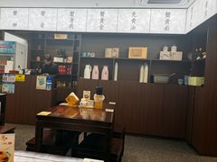大堂-蟹上黄·蟹黄面·江南糖水(人民广场店)