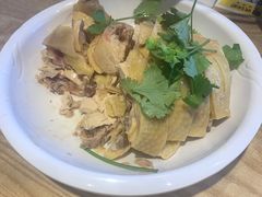 白斩鸡-禧凰·老上海白斩鸡辣肉面店