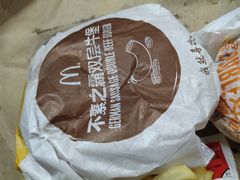 -麦当劳(南京路2店)