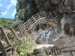 -鄣山大峡谷