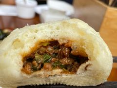 -李与白包子铺(桐梓林店)