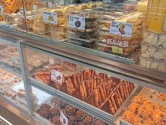 -鲍师傅糕点(江苏路店)