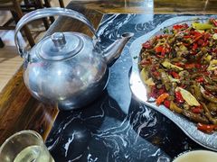 -廖哥泡椒兔(峨眉店)