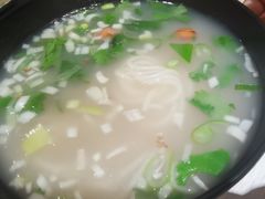 -牵人麻辣粉(粉巷店)