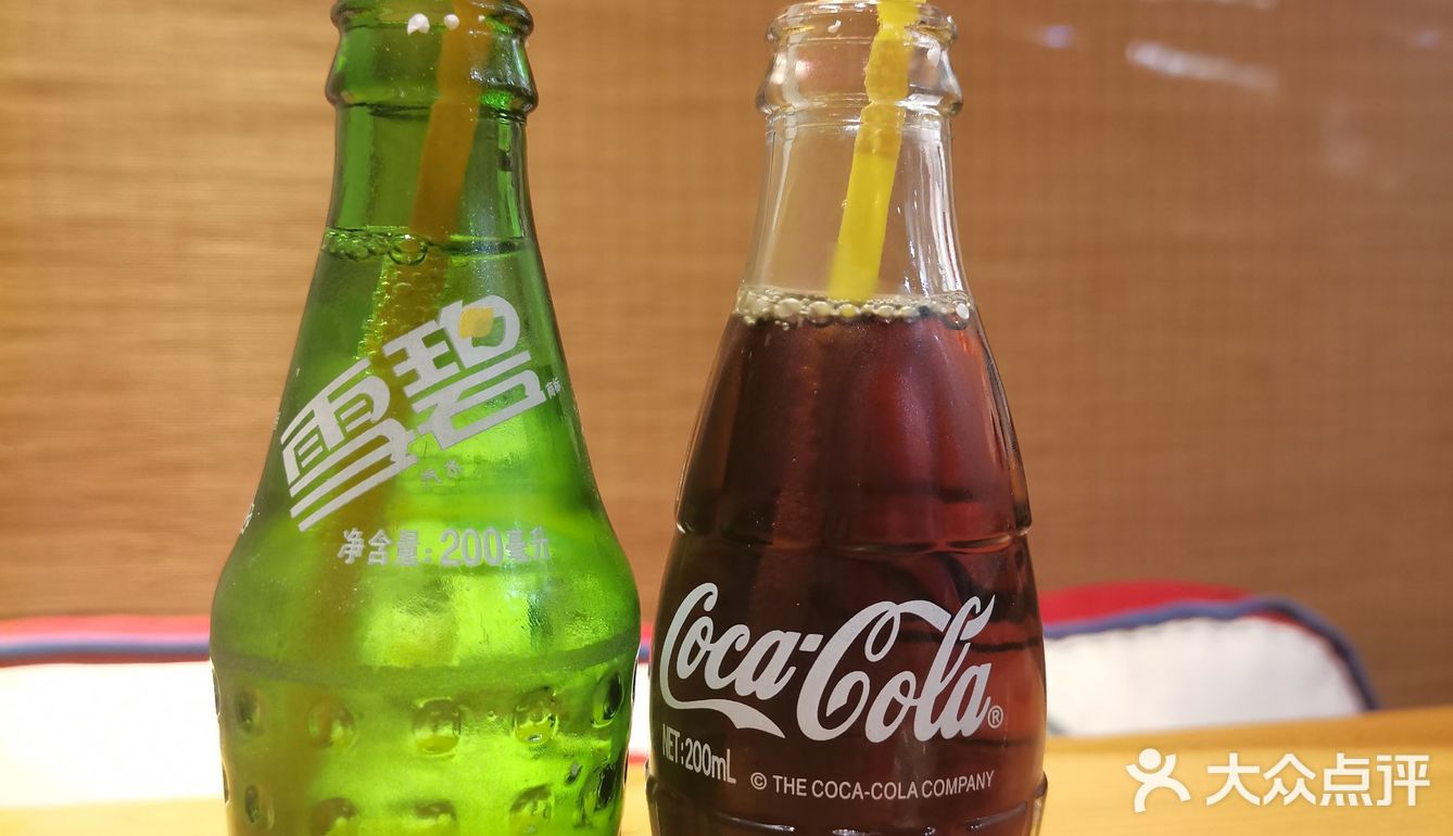 很有氛围感的小时候牛肉面