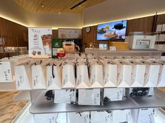 -银座仁志川·生吐司专门店(香港广场店)