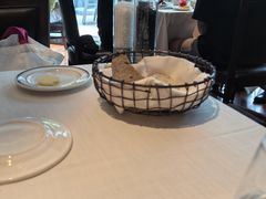 -Wolfgang’s Steakhouse 沃夫冈牛排馆(上海白玉兰广场店)