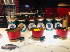 自助调料区-西安W酒店·WEI全味西餐厅