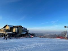 -中旅松花湖滑雪场