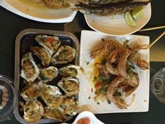 -覃记海鲜美食餐厅