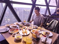 -东方明珠·空中旋转餐厅