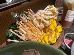 -三出山火锅(南京万象天地店)
