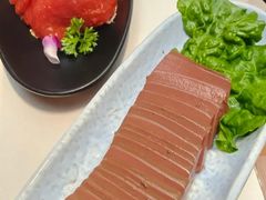 -老牌坊云南鱼豆花火锅(哈西万达店)