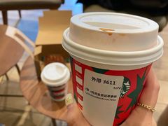 圣诞红丝绒茶拿铁-星巴克臻选(广州沙面店)