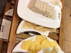 -亮欢寨酸汤鱼(沙冲路店)