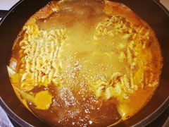 -运气牛自助酱大骨火锅(南京东路店)