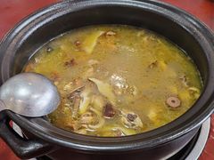 -菌之家·专业纯野生菌火锅·特色炒菌