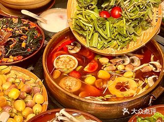 深圳好有特色的野生菌野佐料酸汤火锅