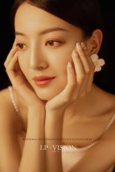 -乐派诗婚纱摄影