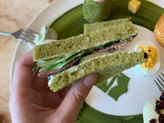 五香牛肉绿茶吐司配三明治-海口香格里拉大酒店·大堂吧