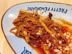 -俏凤凰(美林M·LIVE天地东座店)