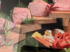 -山川小町·极番烧肉(新地假日广场店)